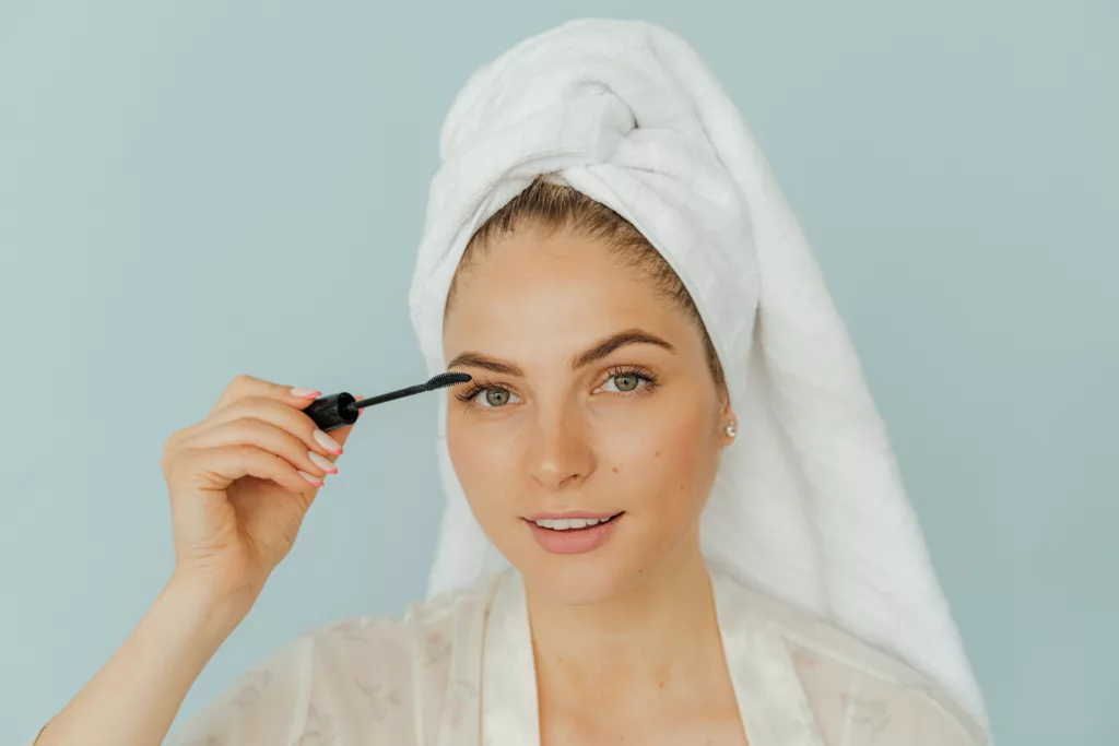 Crafting Your Own Eco-Friendly Mascara