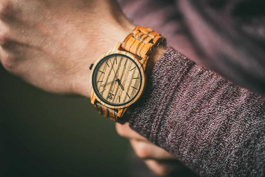 Features of Top Eco-Friendly Wooden Watches