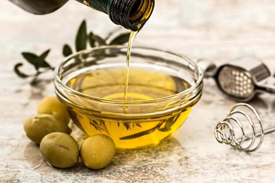 Sustainable Healthy Alternative to Vegetable Oil Olive Oil