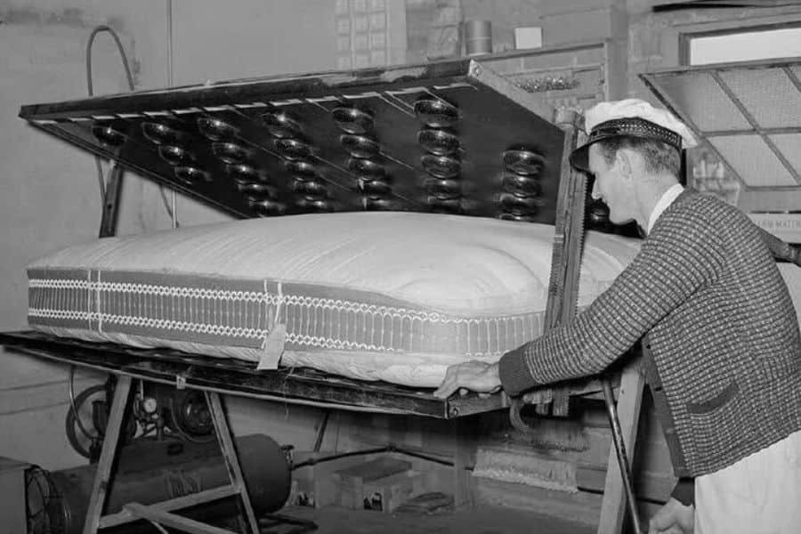 Decade-Old Legacy of Sealy Posturepedic Mattresses