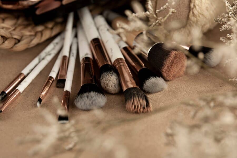 DIY Makeup Brush Cleaner