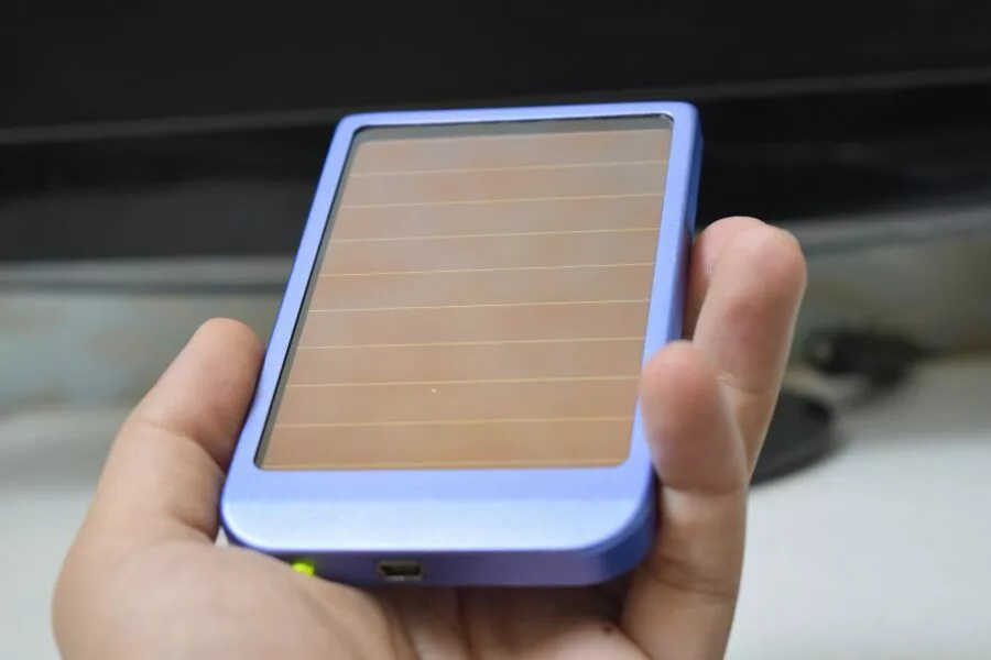 how Solar Phone Chargers Work