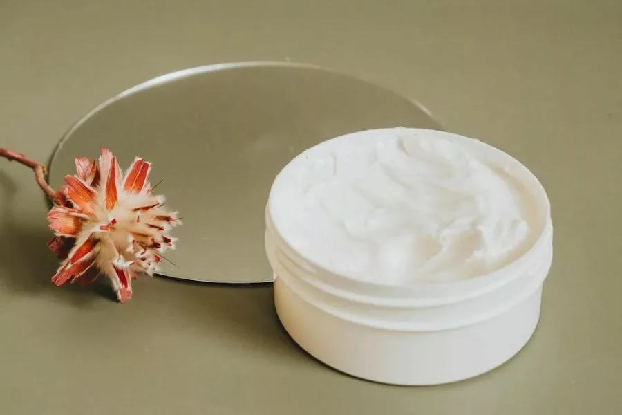 Various Types of Moisturizers