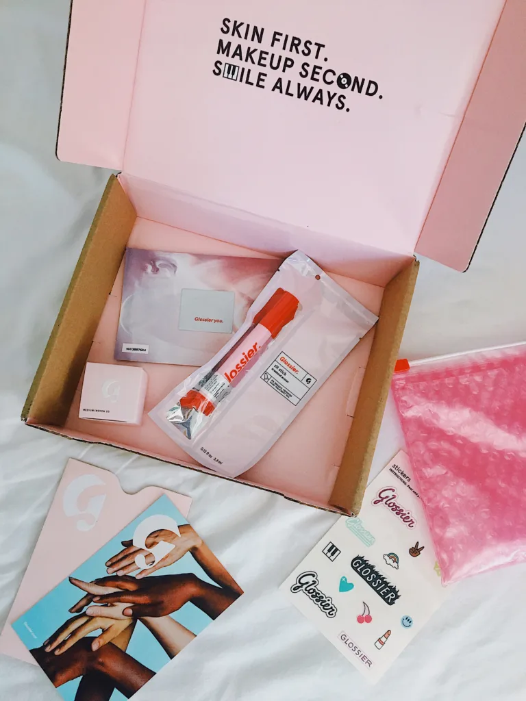 glossier pack